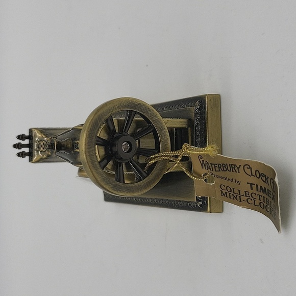 1991- Sewing Machine Clock NWT - Picture 5 of 8